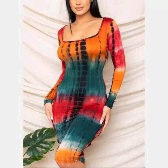 Tie Dye Printed Slim Fit Bodycon Scoop Neck Dress - Picture 2 of 10